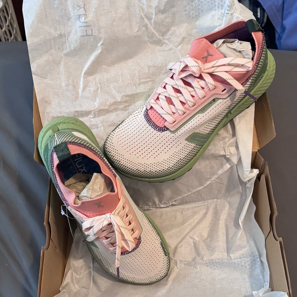 Flux Adapt Trail Runner Sneakers, Brand new, women’s sz 8. Joshua Tree edition.